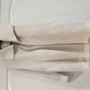 Barefoot Dreams cozychic size Large (creamy white w/pale pink colored stripes)